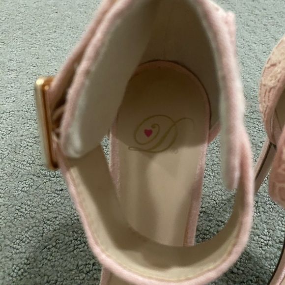 Petria Heels 7.5 - Picture 4 of 11